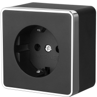 Розетка с заземлением Werkel Gallant W5071035 черный/хром