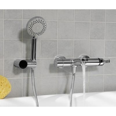 Фото WasserKraft Berkel 4801 смеситель для ванны с коротким монолитным изливом