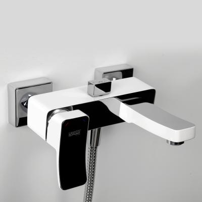 Фото WasserKraft Aller 1061WHITE смеситель для ванны с коротким изливом