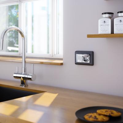 Фото Розетка двойная влагозащищенная с защитными крышками и шторками Werkel W1172209 серебряный рифленый