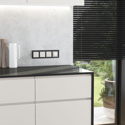 Фото Розетка влагозащищенная с защитной крышкой N Werkel W1171213 перламутровый рифленый