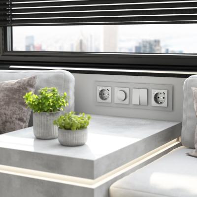 Фото Рамка из стекла на 4 поста Werkel Senso W0043106 серебряный soft-touch