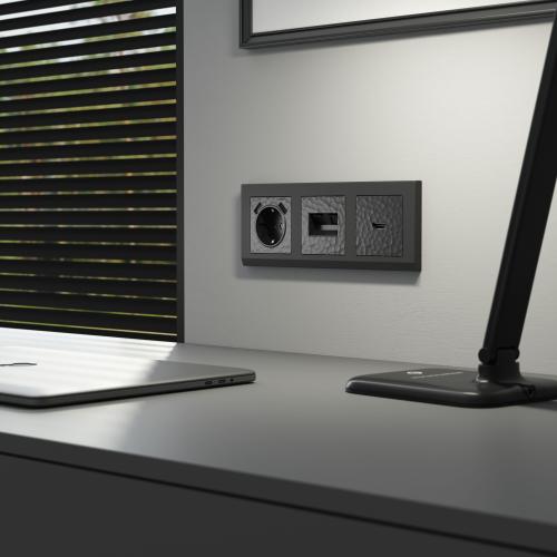 Фото Накладка для розетки HDMI Werkel Hammar W1296008 черный