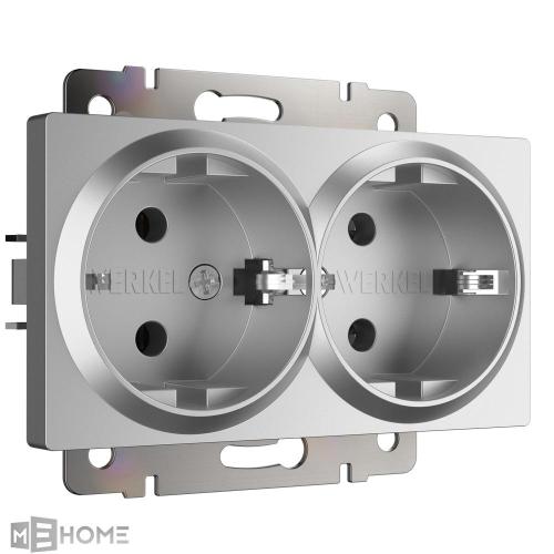 Фото Розетка двойная с заземлением Werkel W1172006 серебряный