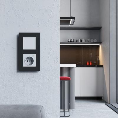 Фото Рамка из поликарбоната на 2 поста Werkel Slab W0022908 черный софт