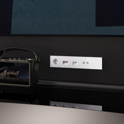 Фото Розетка компьютерная RJ45 кат.6 встраиваемая Voltum S70, белый глянцевый, VLS060101