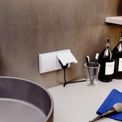 Фото Розетка встраиваемая с крышкой VOLTUM S70, белый глянцевый, VLS040301