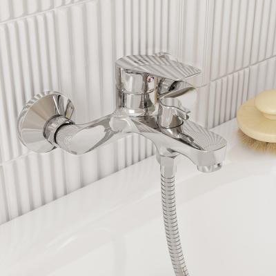 Фото Смеситель для ванны и душа Milardo Horizont HORSB02M02