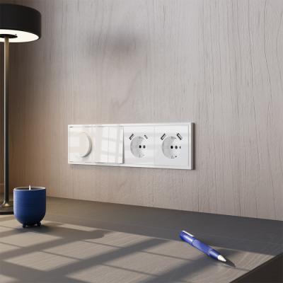 Фото Розетка с заземлением и защитными шторками, с USB, A+С VOLTUM S70, белый глянцевый, VLS040501