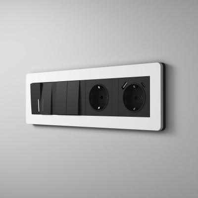 Фото Рамка из поликарбоната на 4 поста Split Werkel W0043068 белый/черный, soft-touch