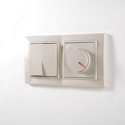 Фото Рамка из поликарбоната на 2 поста Werkel Snabb Basic W0022003 слоновая кость