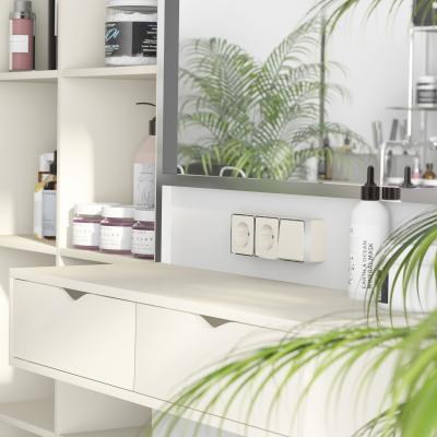 Фото Розетка с заземлением Werkel Gallant W5071003 слоновая кость