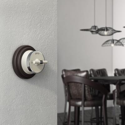 Фото Переключатель/выключатель одноклавишный накладной Werkel Vintage W5812055 слоновая кость матовый/хром