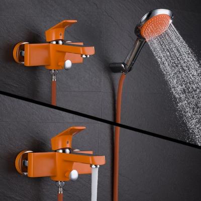 Фото D&K Berlin-Kunste DA1433213 смеситель для ванны и душа оранжевый