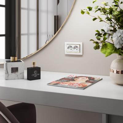 Фото Розетка двойная с заземлением Werkel W1172001 белая