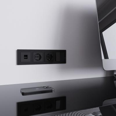 Фото Розетка Ethernet RJ-45 Werkel W1181048 черный акрил