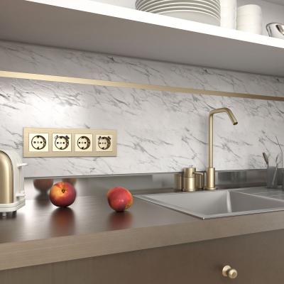 Фото Рамка из металла на 4 поста Werkel Аluminium W0041711 шампань алюминий