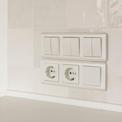 Фото Выключатель двухклавишный проходной Werkel W1122013 перламутровый рифленый