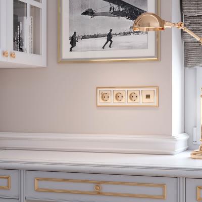 Фото Накладка для телефонной розетки RJ11 Werkel W1192010 шампань рифленый