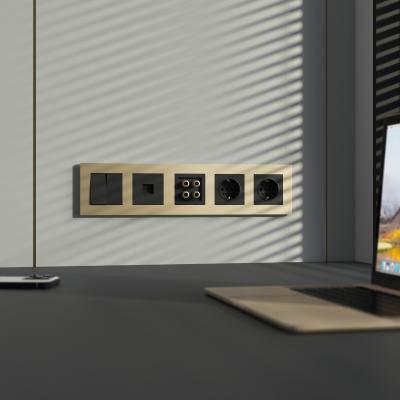 Фото Рамка пластиковая на 5 постов Werkel Slab W0052911 шампань софт