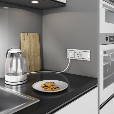 Фото Рамка из поликарбоната на 3 поста Werkel Snabb W0031901 белый/хром