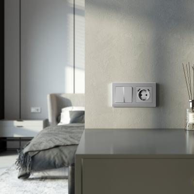 Фото Рамка из поликарбоната на 2 поста Werkel Stark W0021865 серебряный матовый